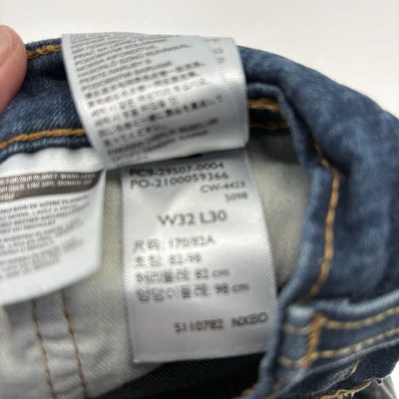 Levi's Men's 502 Tapered Jeans Blue Regular Denim Men 32x30 - Picture 6 of 9